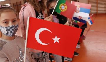 Deca iz Portugala i Turske posetila školu „Sveti Sava”