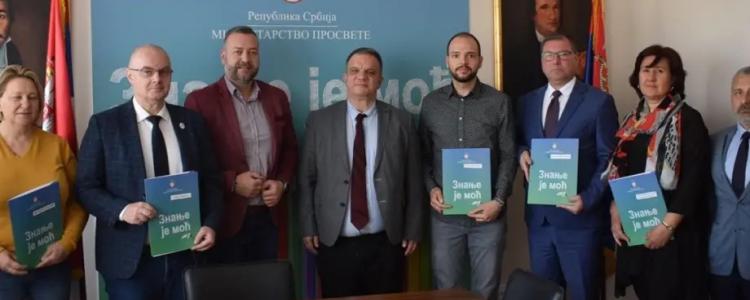 Programi stručnog usavršavanja zaposlenih u školama i vrtićima